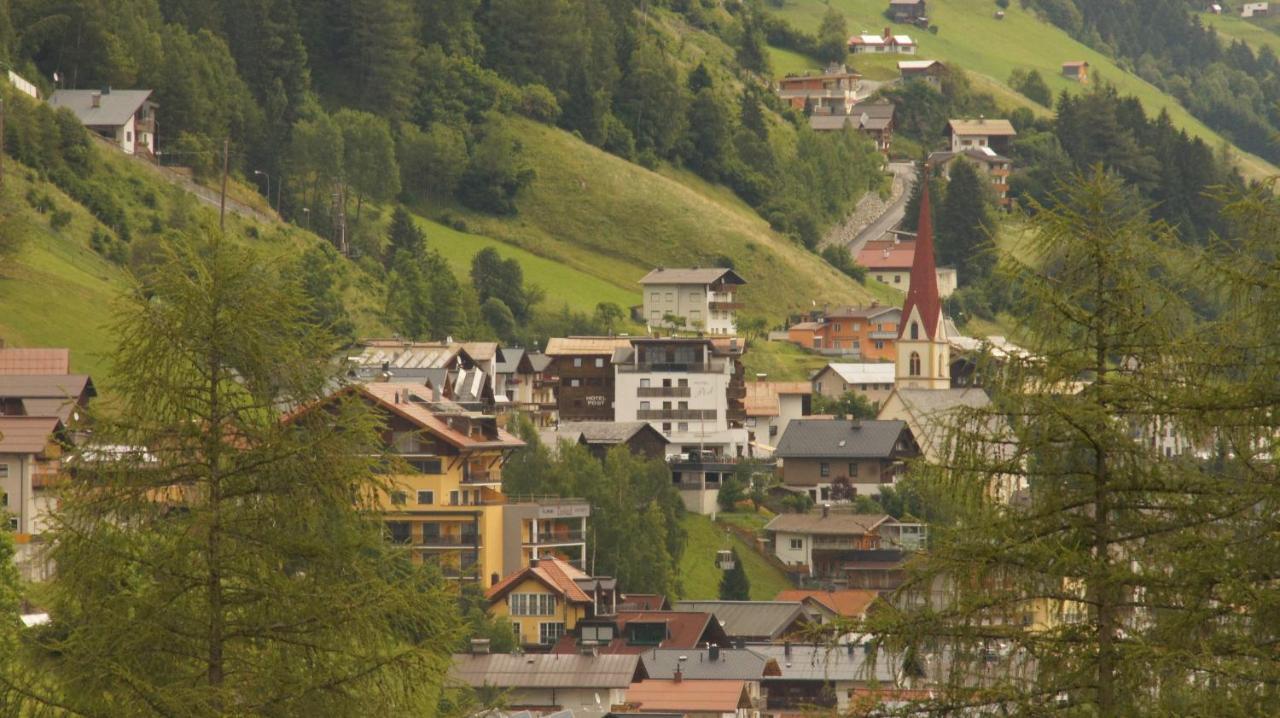 Apart Garni Dorfblick Hotel Kappl  Bagian luar foto