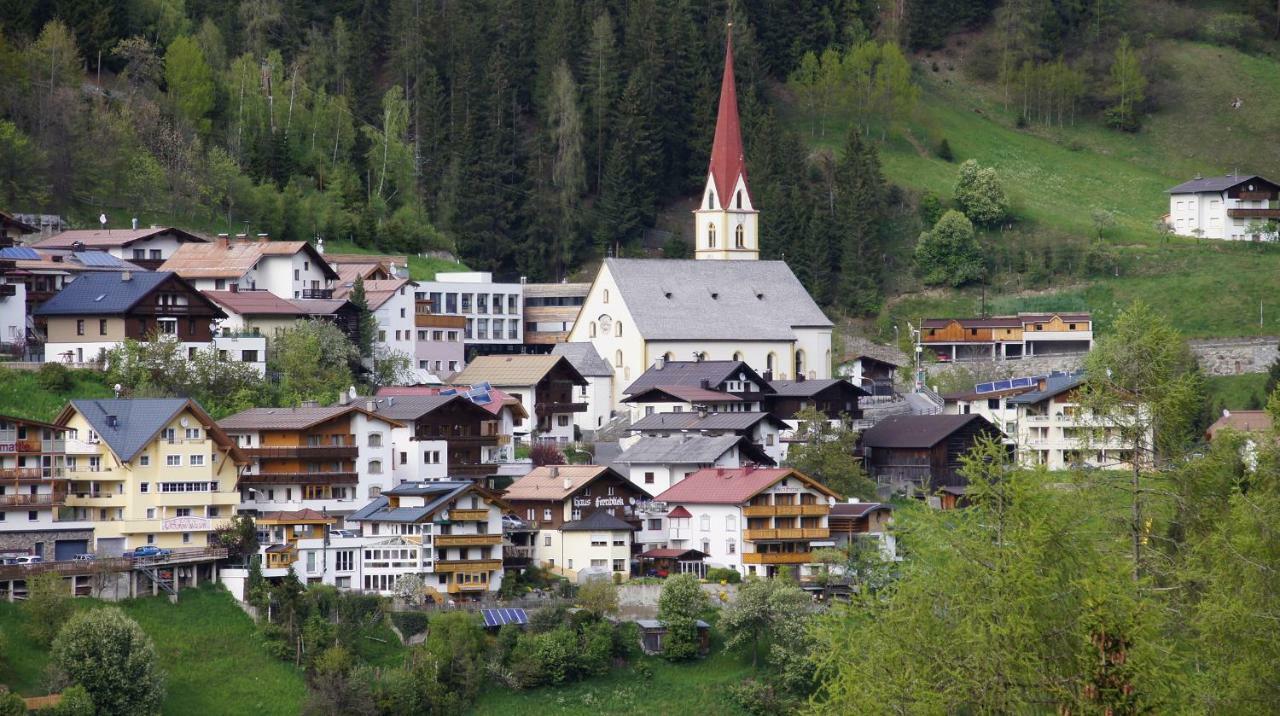 Apart Garni Dorfblick Hotel Kappl  Bagian luar foto